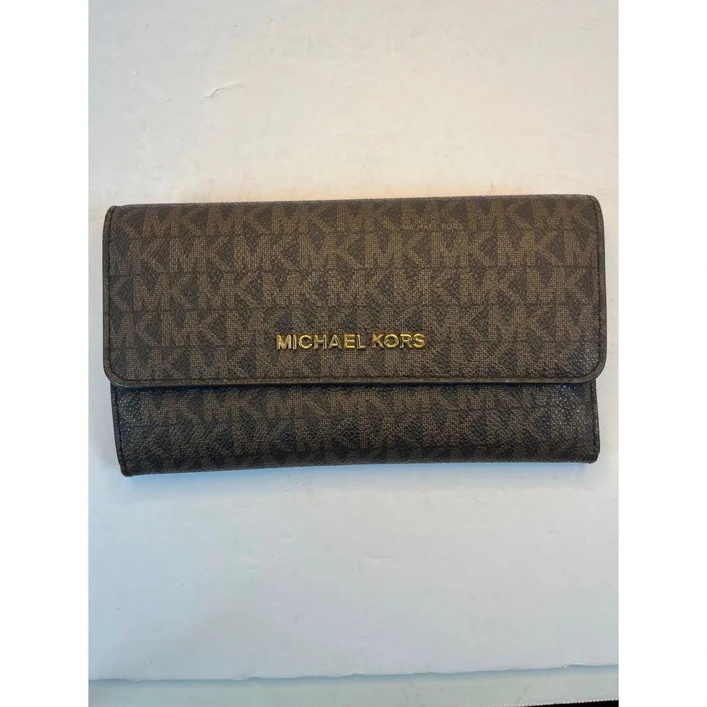 Michael Kors Fulton Flap Continental Wallet Brown Logo Signature Monogram Gold